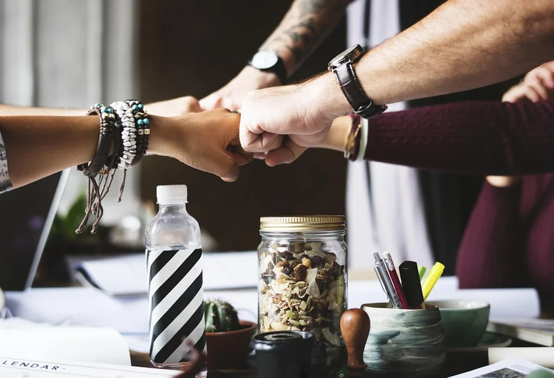 Engagement actif : La clé pour transformer des connexions en relations