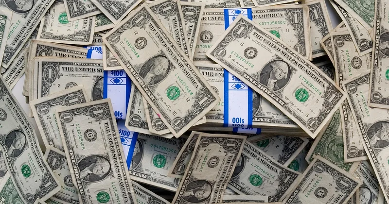 Le CA56 en ligne face aux néobanques : la comparaison qui fâche